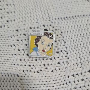 3/$25 ❤️Disney Belle Trading Pin